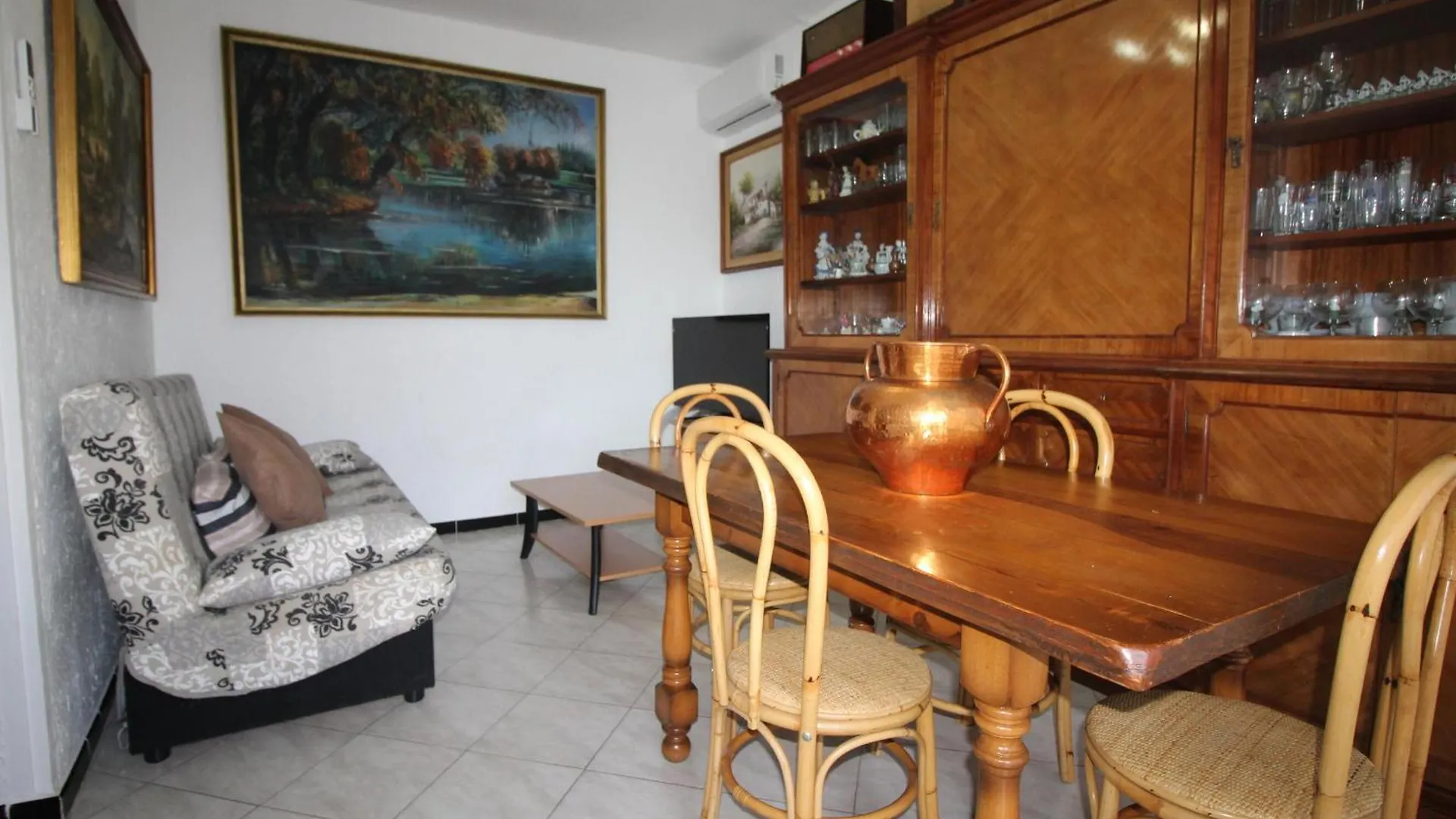 Grifeu 6 - Apartamento Situado Muy Cerca De La Playa De Cap Ras, Para 6 Personas - Es-228-195 Llanca Apartment